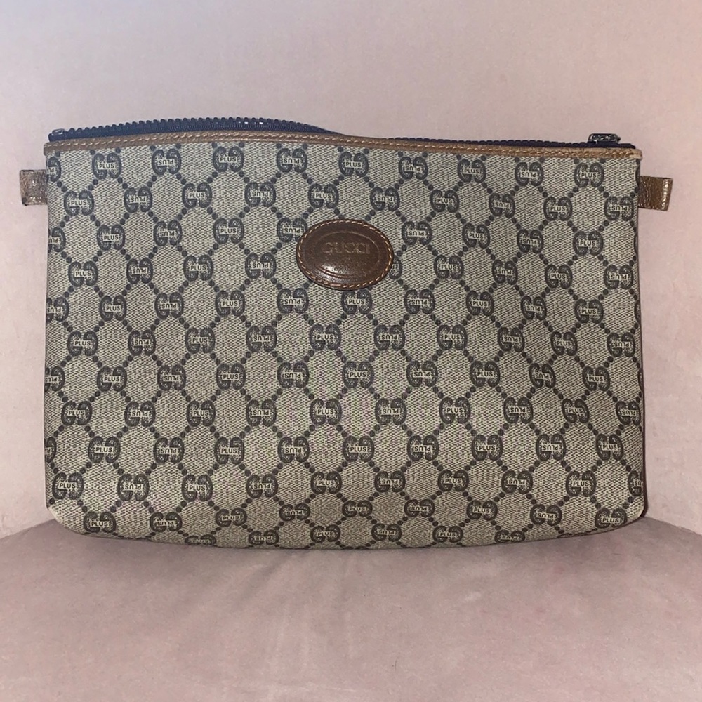 Gucci Authentic Plus Pouch